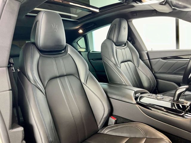MASERATI Levante usata, con Volante in pelle
