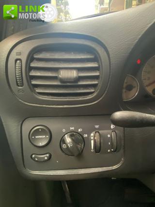 CHRYSLER Voyager usata 22