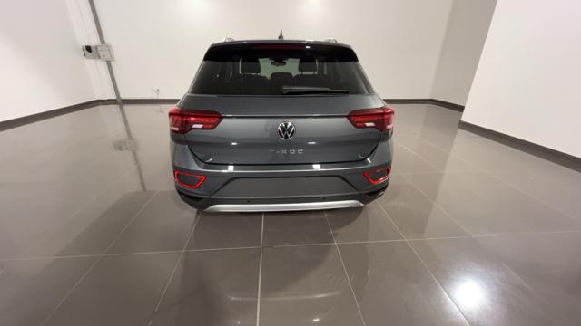 VOLKSWAGEN T-Roc usata, con Autoradio