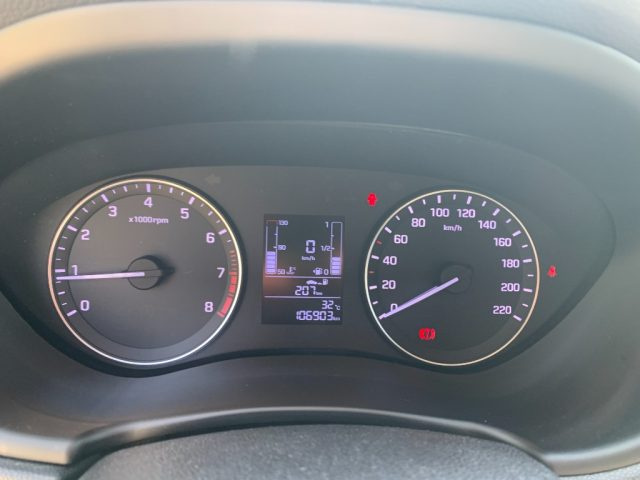 HYUNDAI i20 usata, con Fari LED