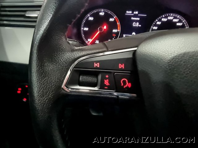 SEAT Ibiza usata, con USB