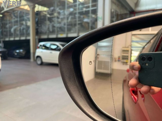 HYUNDAI Bayon usata, con Autoradio