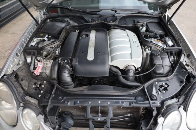MERCEDES-BENZ E 220 usata 70