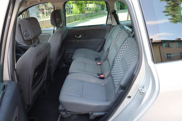 RENAULT Scenic usata 58