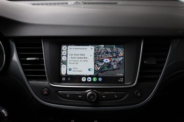 OPEL Crossland X usata, con Luci diurne