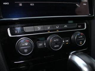 VOLKSWAGEN Golf GTD usata, con Sensore di luce
