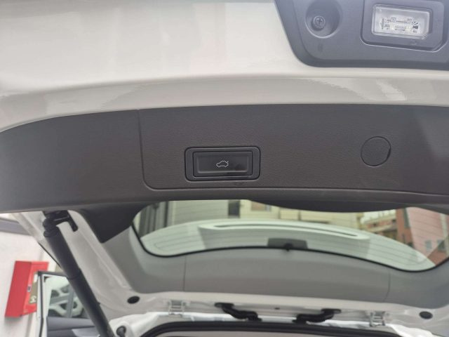 OTHERS-ANDERE OTHERS-ANDERE usata, con Frenata d