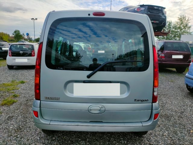 RENAULT Kangoo usata, con Chiusura centralizzata