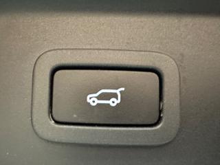 LAND ROVER Range Rover Velar usata, con Cruise Control