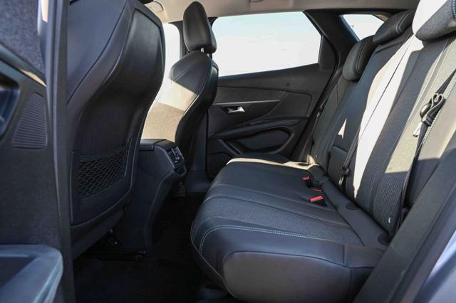 PEUGEOT 3008 usata, con Sistema di navigazione