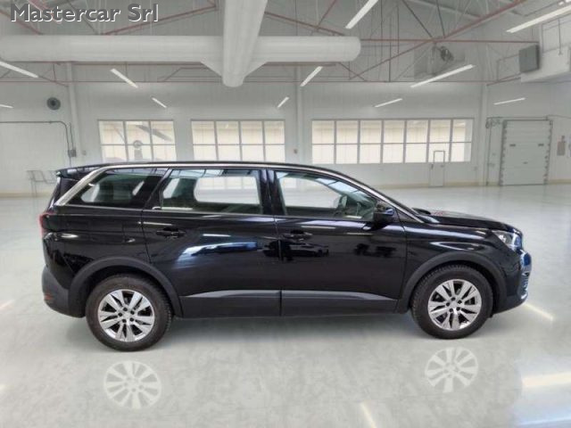 PEUGEOT 5008 usata, con Alzacristalli elettrici