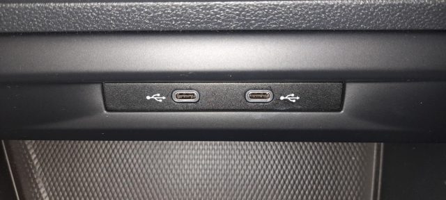 VOLKSWAGEN Golf usata 26