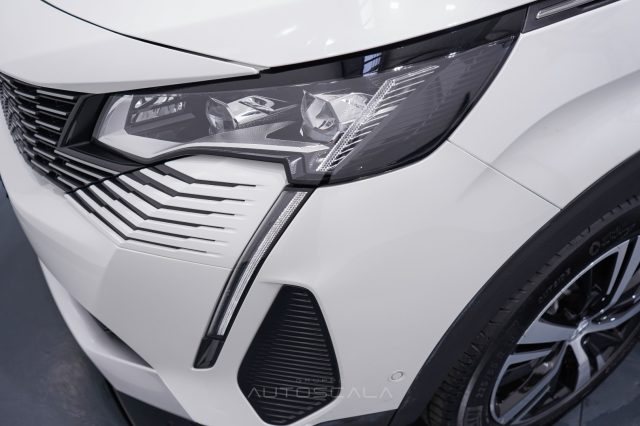 PEUGEOT 5008 usata, con Sensore di pioggia