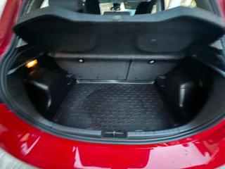 TOYOTA Yaris usata, con Fendinebbia