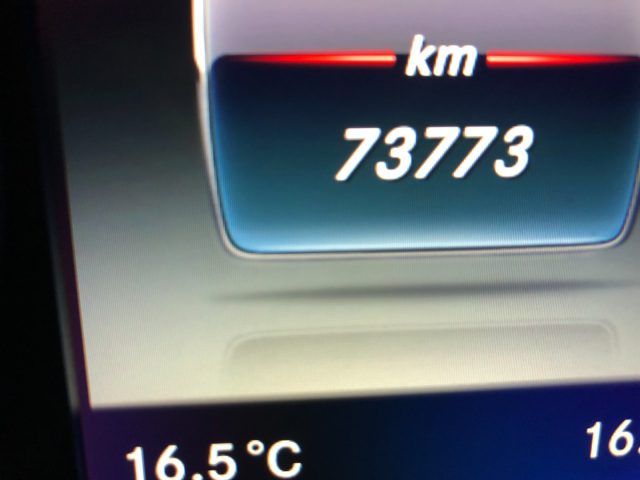 MERCEDES-BENZ V 220 usata 22