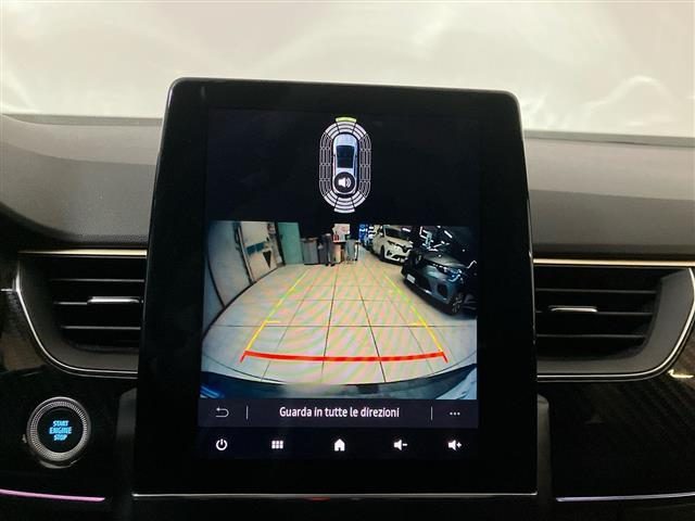 RENAULT Arkana usata, con USB