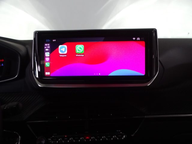 PEUGEOT 2008 usata, con Sensori di parcheggio anteriori