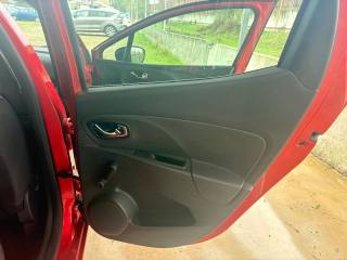 RENAULT Clio usata, con Monitoraggio pressione pneumatici