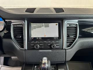 PORSCHE Macan usata 22