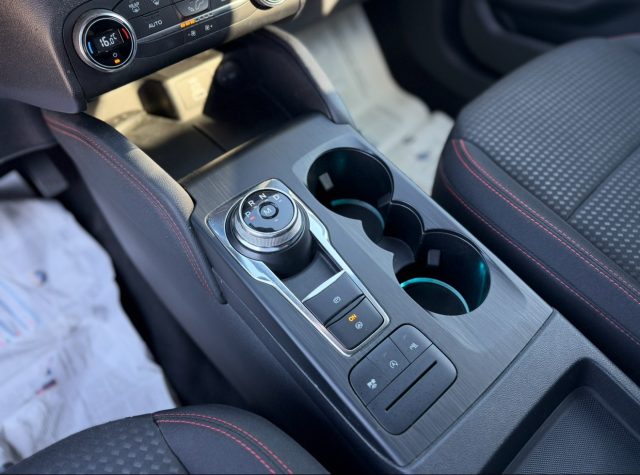FORD Kuga usata 25