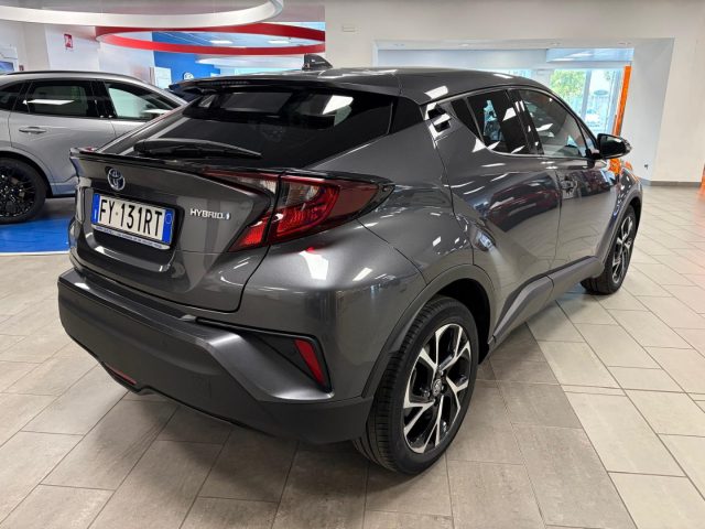 TOYOTA C-HR usata, con Sedili riscaldati