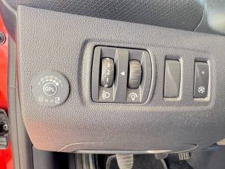 RENAULT Clio usata, con Bluetooth