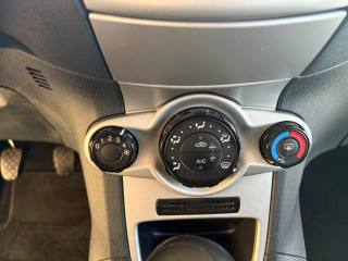 FORD Fiesta usata, con Lettore CD