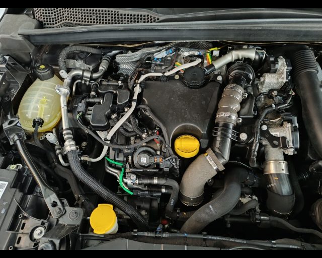 RENAULT Captur usata, con Sensori di parcheggio posteriori