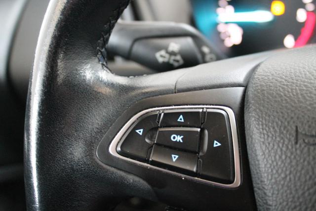 FORD Kuga usata, con Sensori di parcheggio posteriori