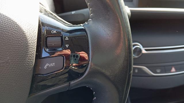 PEUGEOT 308 usata, con Apple CarPlay
