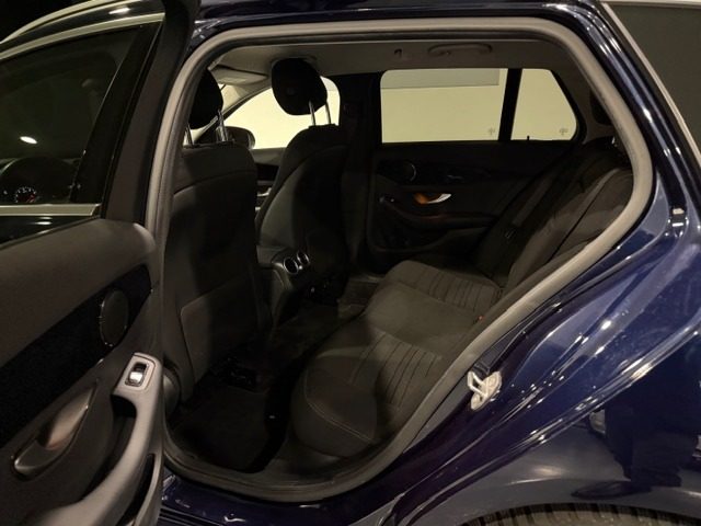 MERCEDES-BENZ C 200 usata, con Volante in pelle