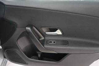 MERCEDES-BENZ A 180 usata, con Monitoraggio pressione pneumatici