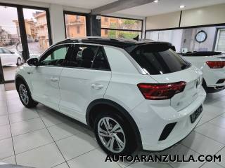 VOLKSWAGEN T-Roc usata, con Autoradio