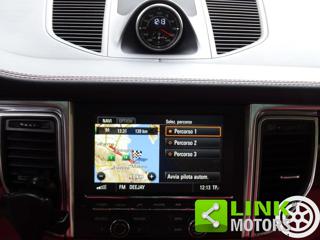 PORSCHE Macan usata 32