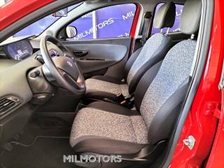 LANCIA Ypsilon usata, con Autoradio digitale
