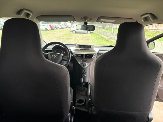 TOYOTA iQ usata, con Monitoraggio pressione pneumatici