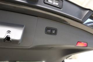 PORSCHE Cayenne usata, con Specchietti laterali elettrici