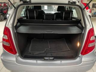 MERCEDES-BENZ A 200 usata, con Lettore CD