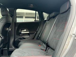 MERCEDES-BENZ GLA 200 usata, con Park Distance Control