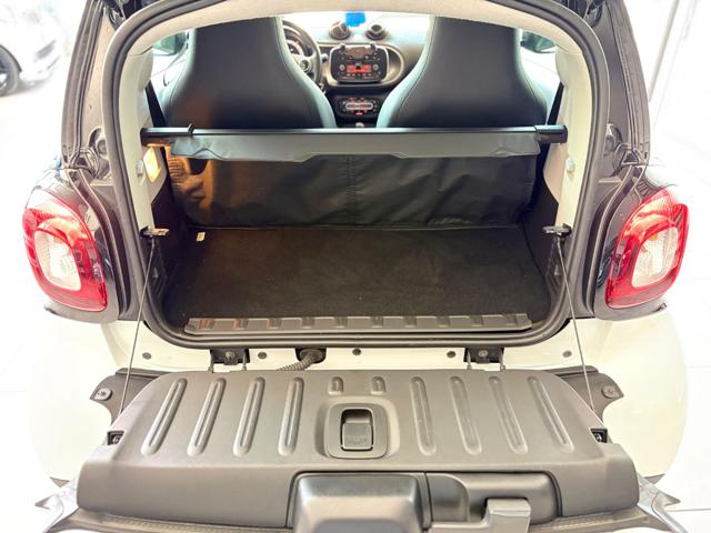 SMART ForTwo usata, con Volante multifunzione