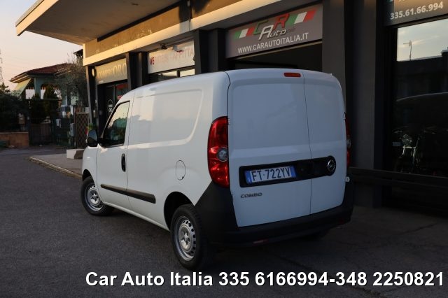 OPEL Combo usata 42