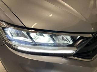 VOLKSWAGEN T-Roc usata, con Cerchi in lega