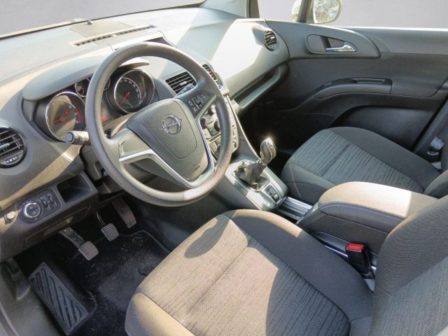 OPEL Meriva usata, con Alzacristalli elettrici