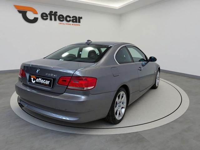 BMW 330 usata, con Autoradio