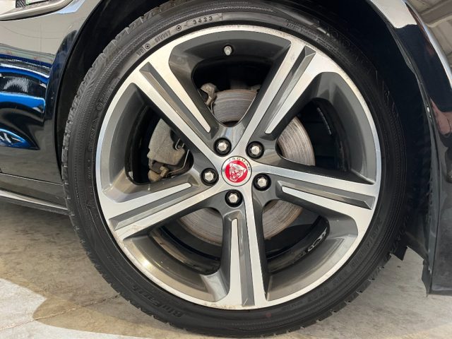 JAGUAR XF usata, con Vetri oscurati