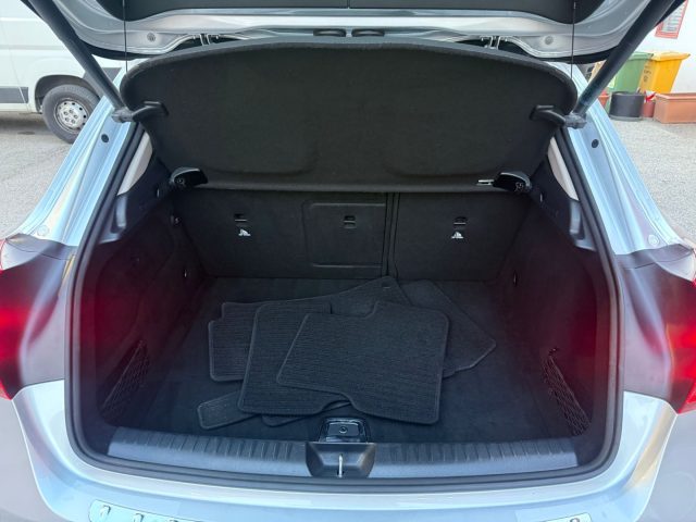 MERCEDES-BENZ GLA 200 usata, con Servosterzo