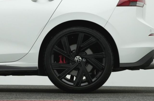 VOLKSWAGEN Golf usata, con Specchietti laterali elettrici
