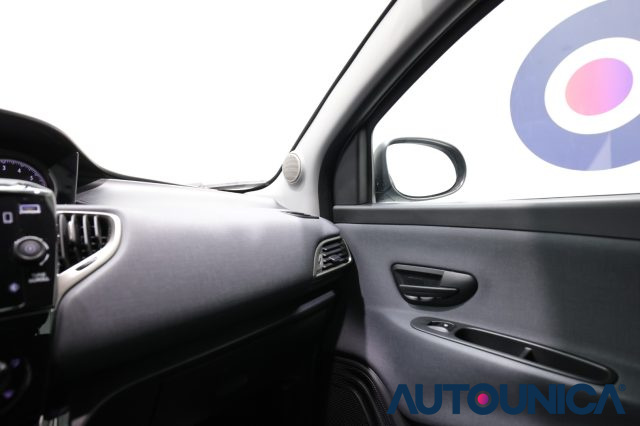 LANCIA Ypsilon usata, con Isofix