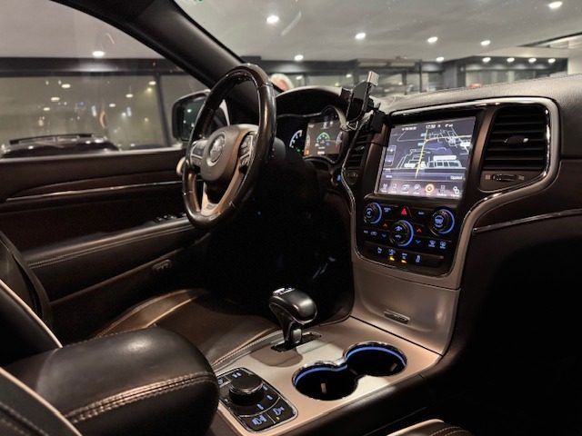 JEEP Grand Cherokee usata, con Chiusura centralizzata