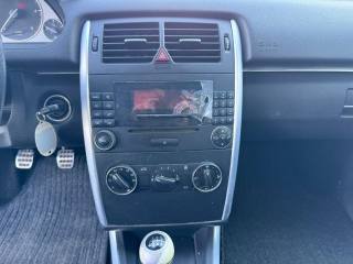 MERCEDES-BENZ B 180 usata, con Immobilizzatore elettronico